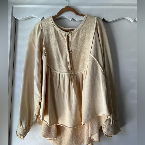 Free People Sweaters - Cream Free People Oversized shirt
